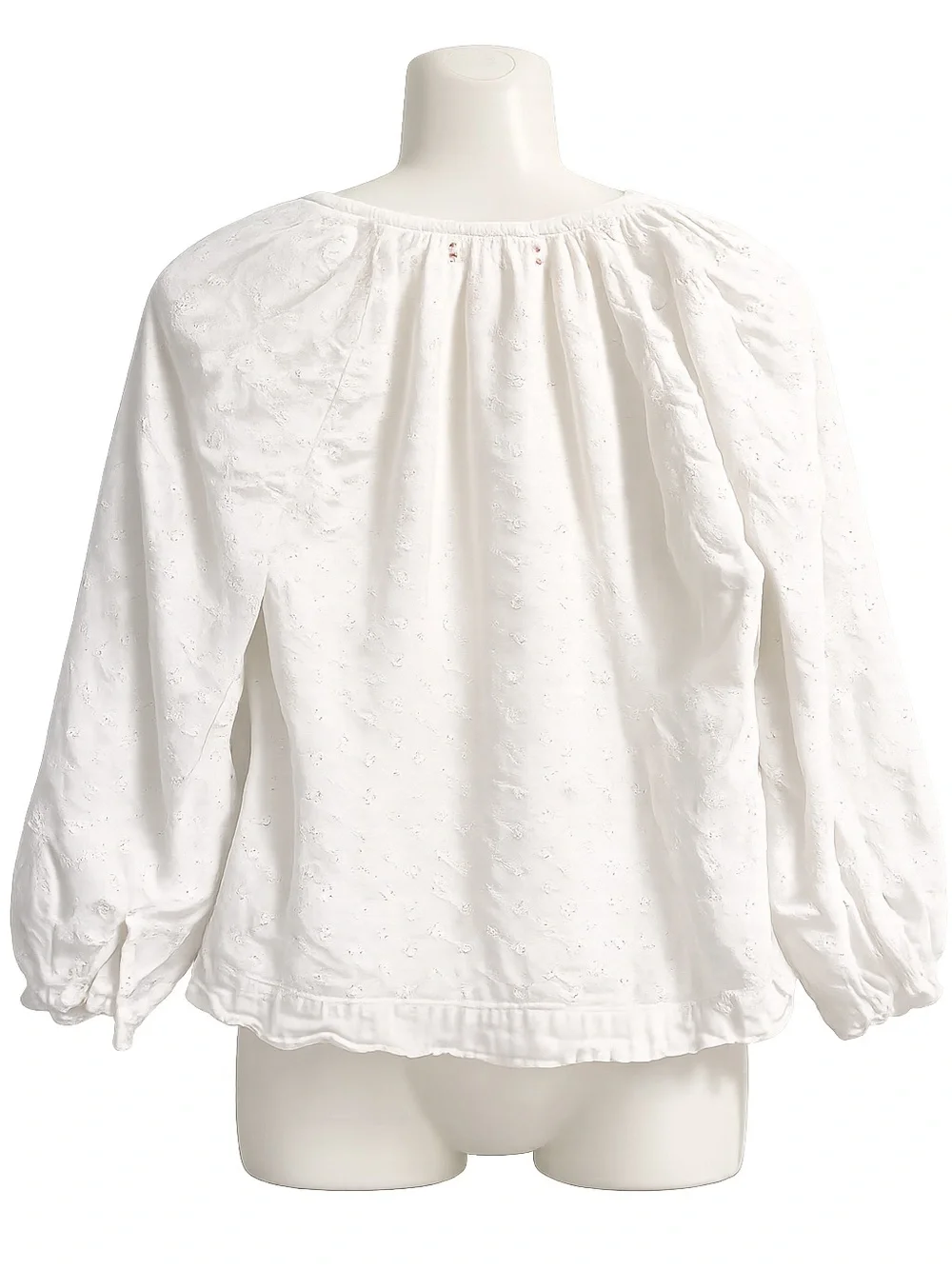 Xirena White Eyelet Embroidered Blouse – Size Small